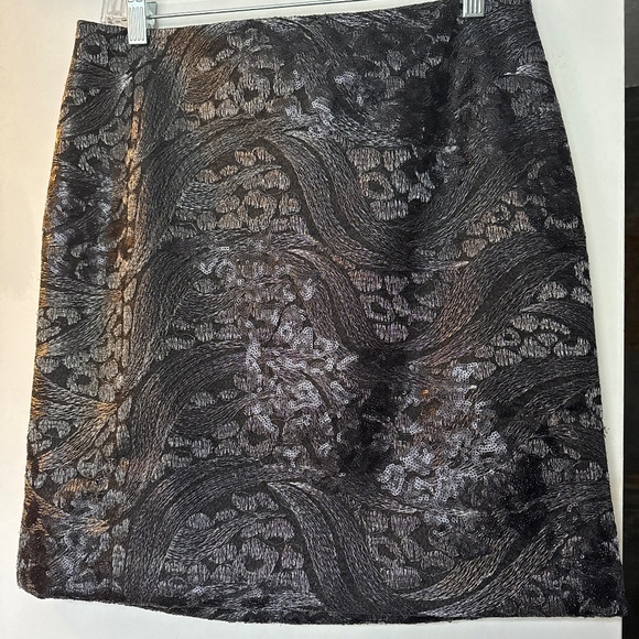 Ann Taylor Black Embellished Skirt Size 6 - Picture 1 of 5